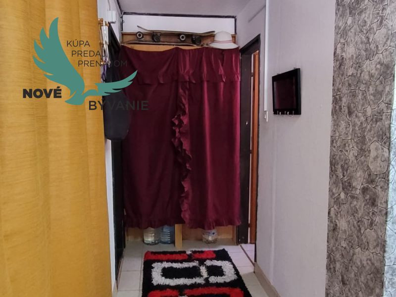 Na predaj dom 3x apartmán len 300m od mora ,Chorvátsko - Vir