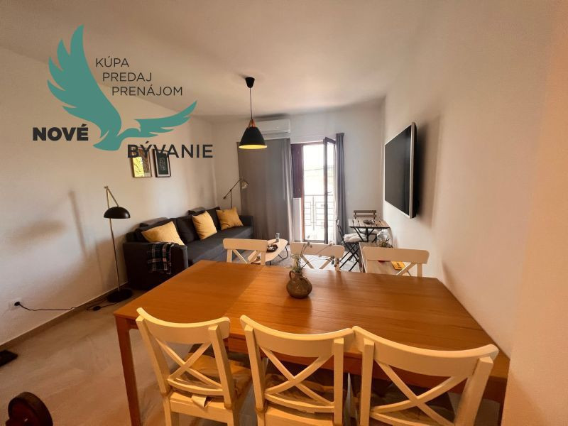 Dom 3x apartmán len 130m od mora s výhľadom na more v Chorvátsku  - Kruševo - Obrovac