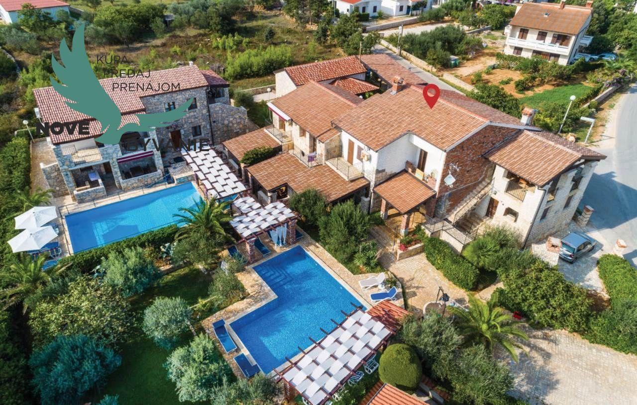 Exkluzívne na predaj vila s bazénom v Chorvátsku