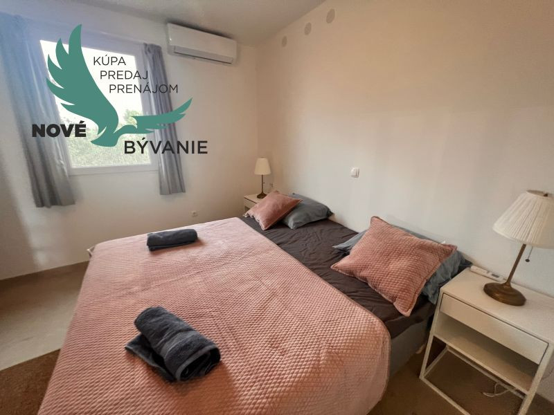 Na predaj dom prvý rad na mori s výhľadom na more v Chorvátsku