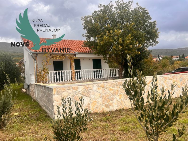 Na predaj dom prvý rad na mori s výhľadom na more v Chorvátsku