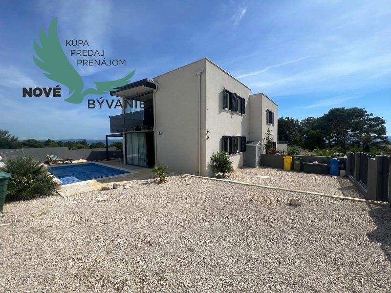 Chorvátsko - Na predaj novostavba s bazénom a výhľadom na more