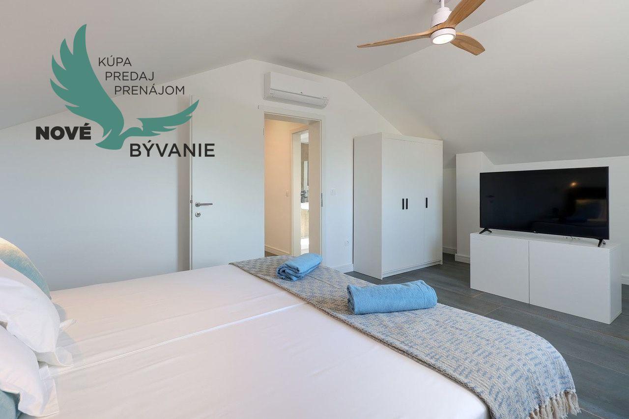 Krásna vila s bazénom na ostrove Pašman v Chorvátsku