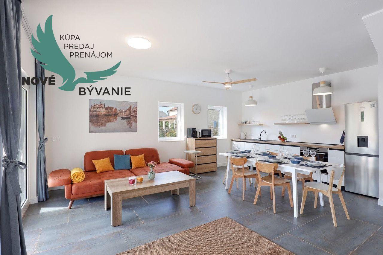 Krásna vila s bazénom na ostrove Pašman v Chorvátsku