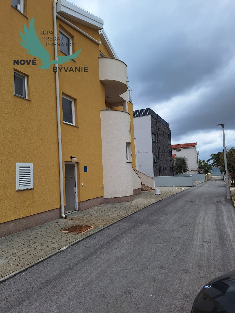Chorvátsko - Apartmán len 80m od mora na ostrove Vir - Prezida