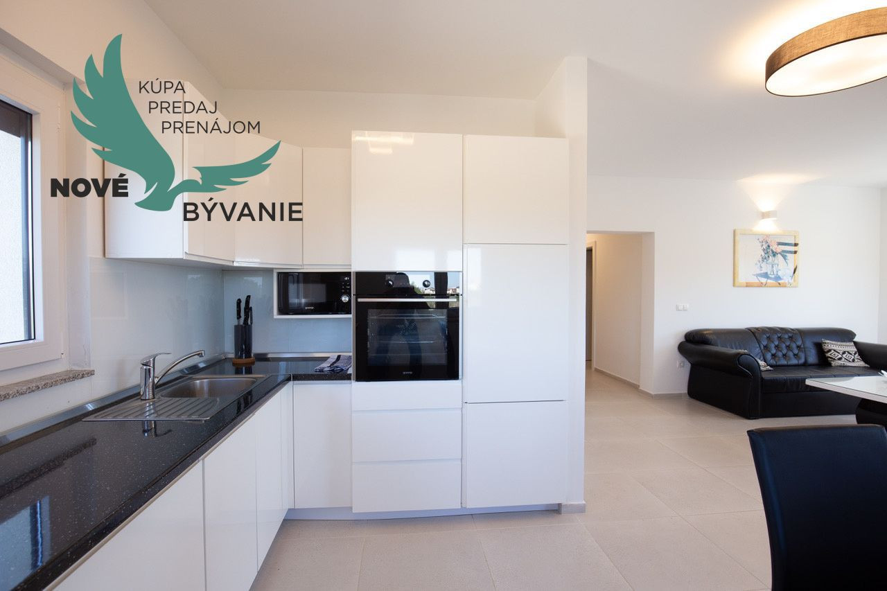 Chorvátsko - Na predaj apartmán 3x spálňa na ostrove Vir