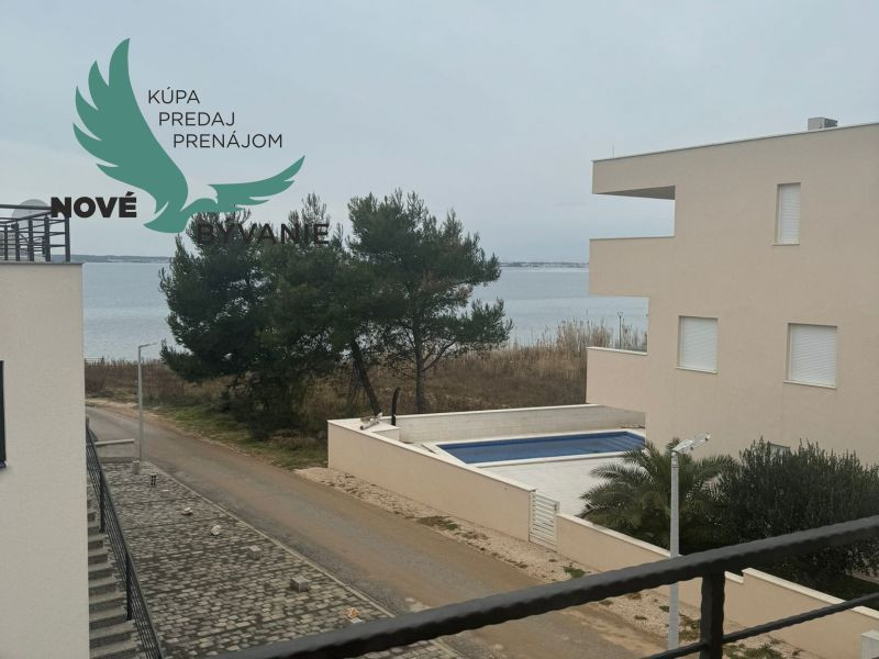 Apartmán 50m od mora s výhľadom na more v Chorvátsku