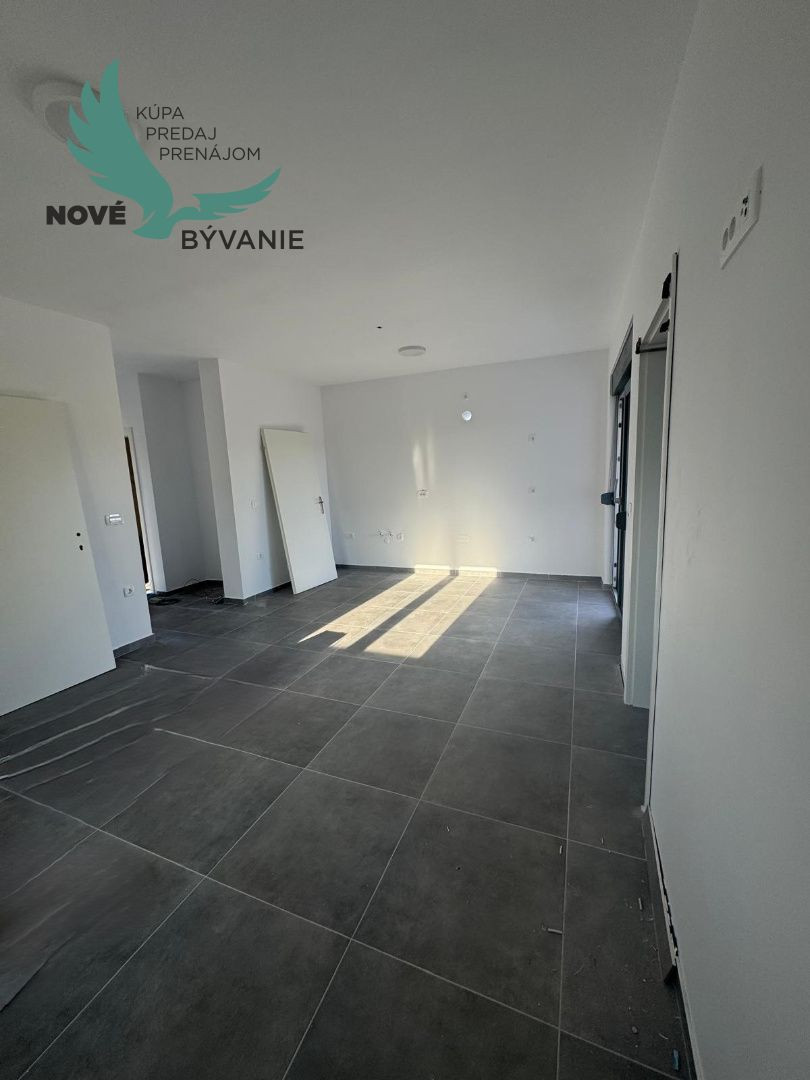 Chorvátsko - Novostavba apartmánu so strešnou terasou za top cenu