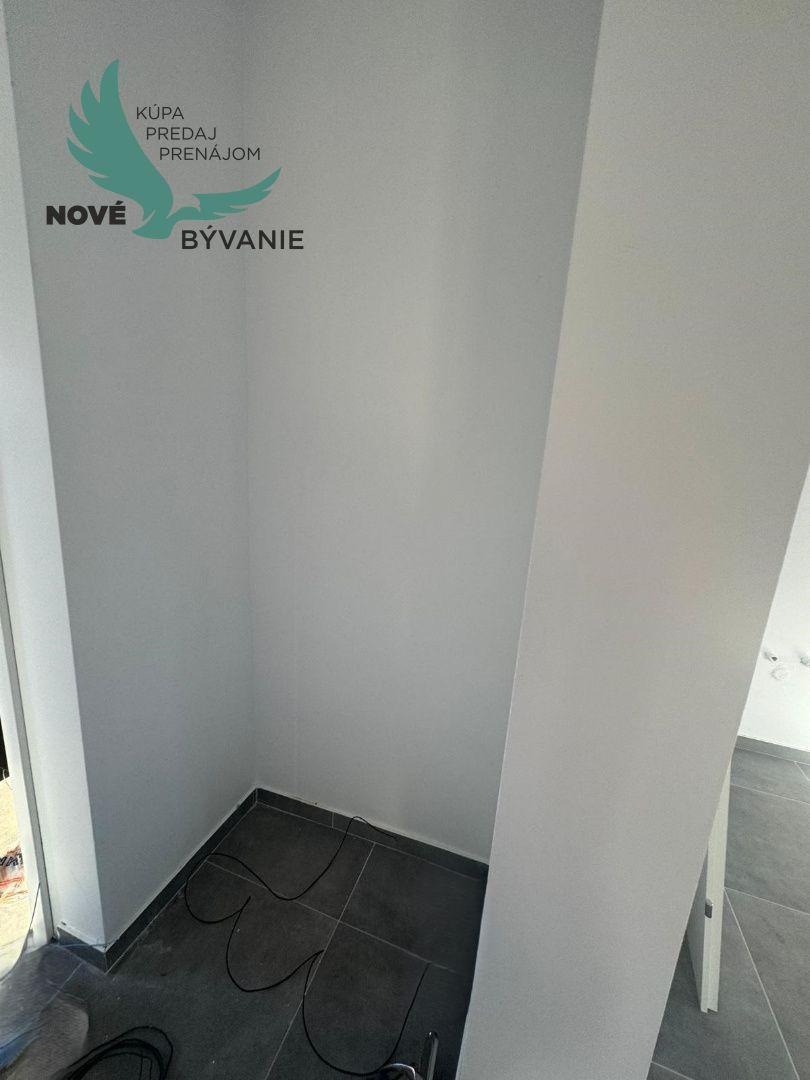Chorvátsko - Novostavba apartmánu so strešnou terasou za top cenu