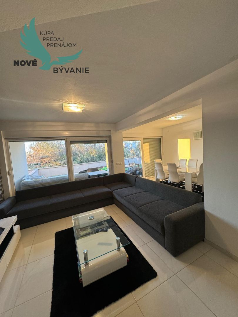 Chorvátsko - Exkluzívne novostavba domu len 30m od mora s výhľadom na more