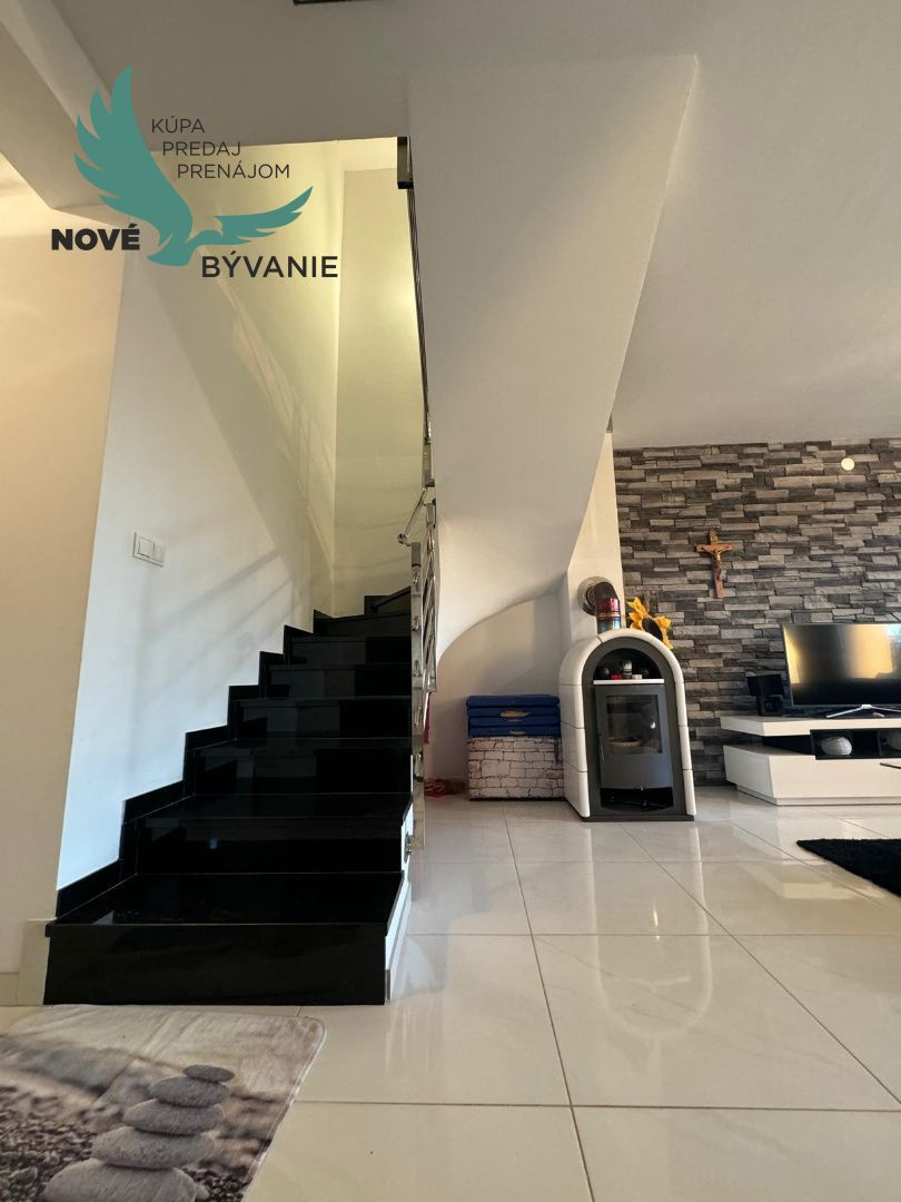 Chorvátsko - Exkluzívne novostavba domu len 30m od mora s výhľadom na more