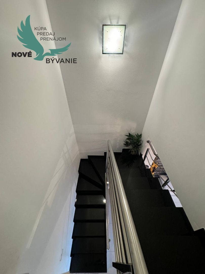 Chorvátsko - Exkluzívne novostavba domu len 30m od mora s výhľadom na more