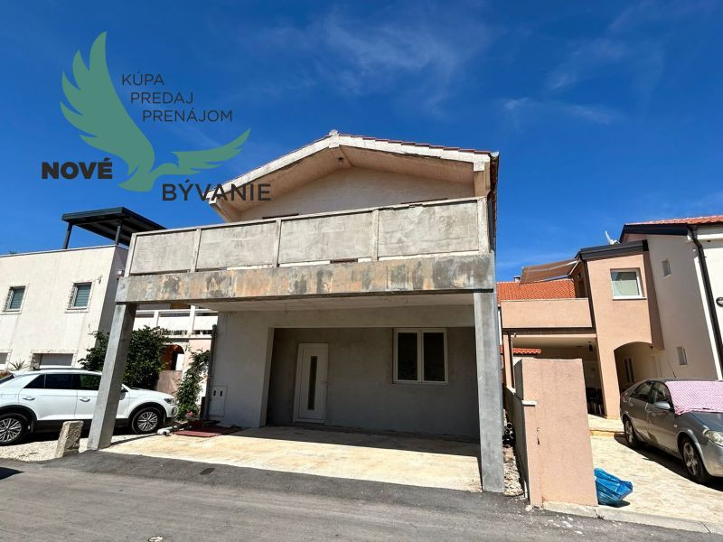 Dom vhodný ako investícia blízko mora v Chorvátsku- Vir