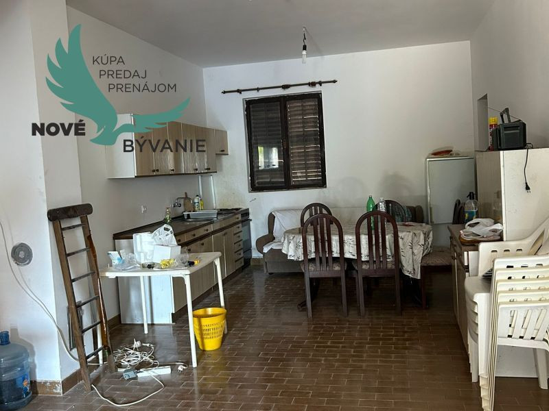 Dom vhodný ako investícia blízko mora v Chorvátsku- Vir