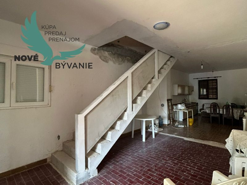 Dom vhodný ako investícia blízko mora v Chorvátsku- Vir