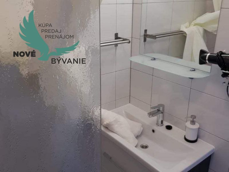 Chorrvátsko - Apartmán s výhľadom na more , vhodná investícia