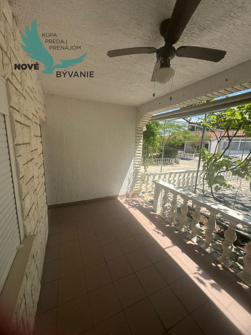 Exkluzívne na predaj domček len 100m od mora jedinečná ivestícia v Chorvátsku