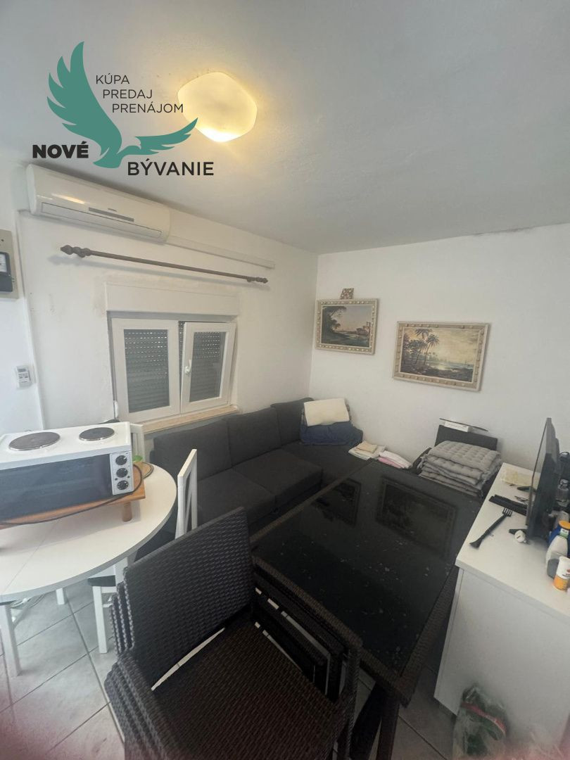 Exkluzívne na predaj domček len 100m od mora jedinečná ivestícia v Chorvátsku