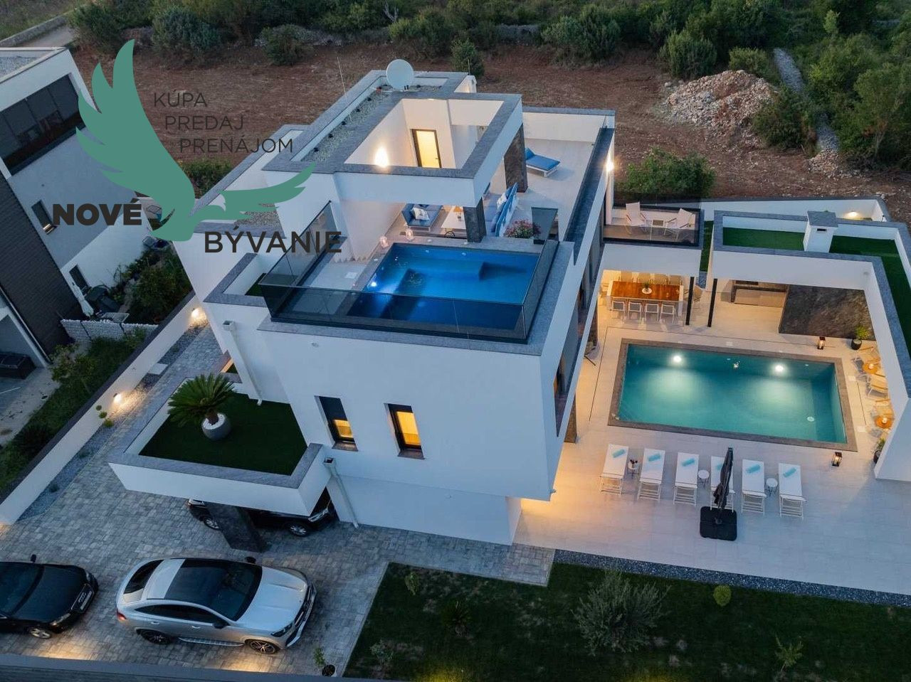 Na predaj luxusná vila s bazénom, výhľadom na more , kompletne zariadená - Zaton - Chorvátsko