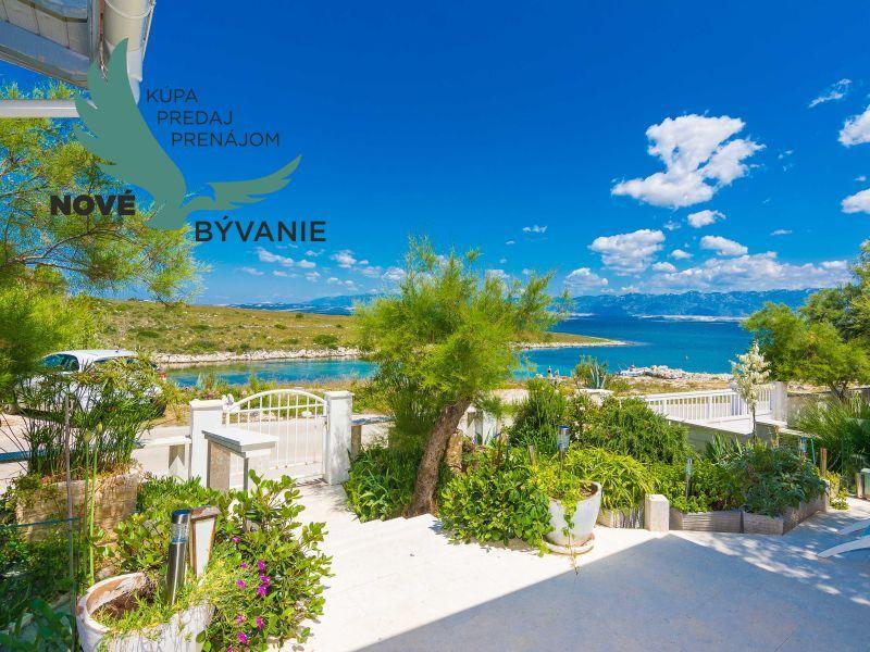 Nádherný dom 1.rad na mori Chorvátsko