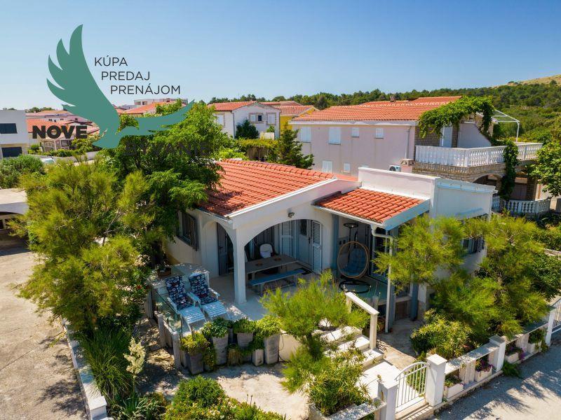 Nádherný dom 1.rad na mori Chorvátsko