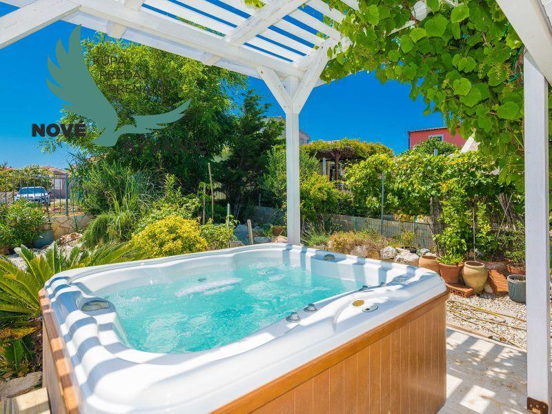 Nádherný dom 1.rad na mori Chorvátsko