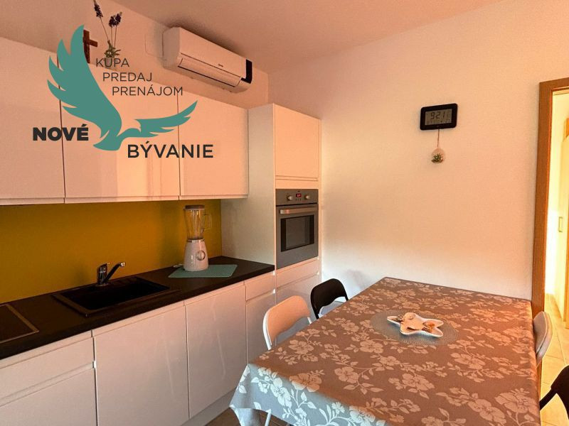 Chorvátsko - Na predaj apartmán so záhradou blízko mora