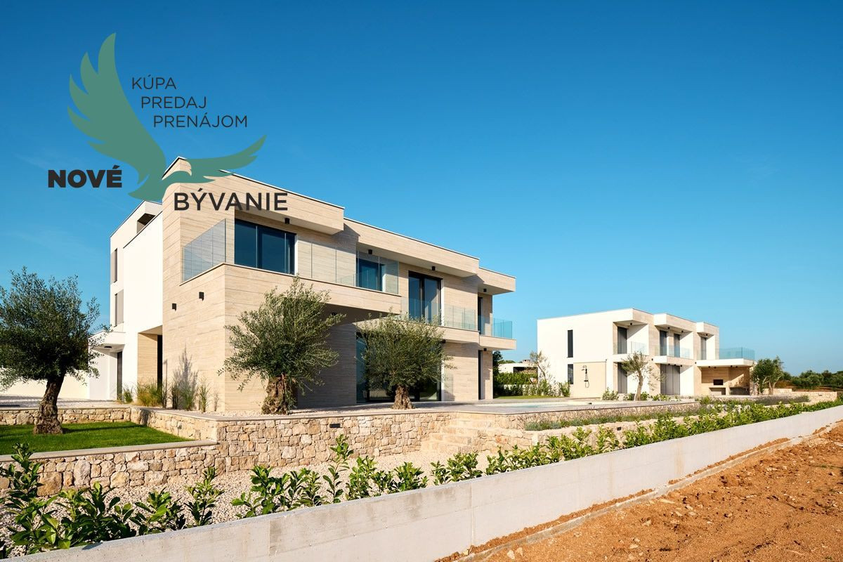 Moderná Vila s Panoramatickým Výhľadom na More – Váš Luxusný Únik k Jadranskému Pobrežiu!