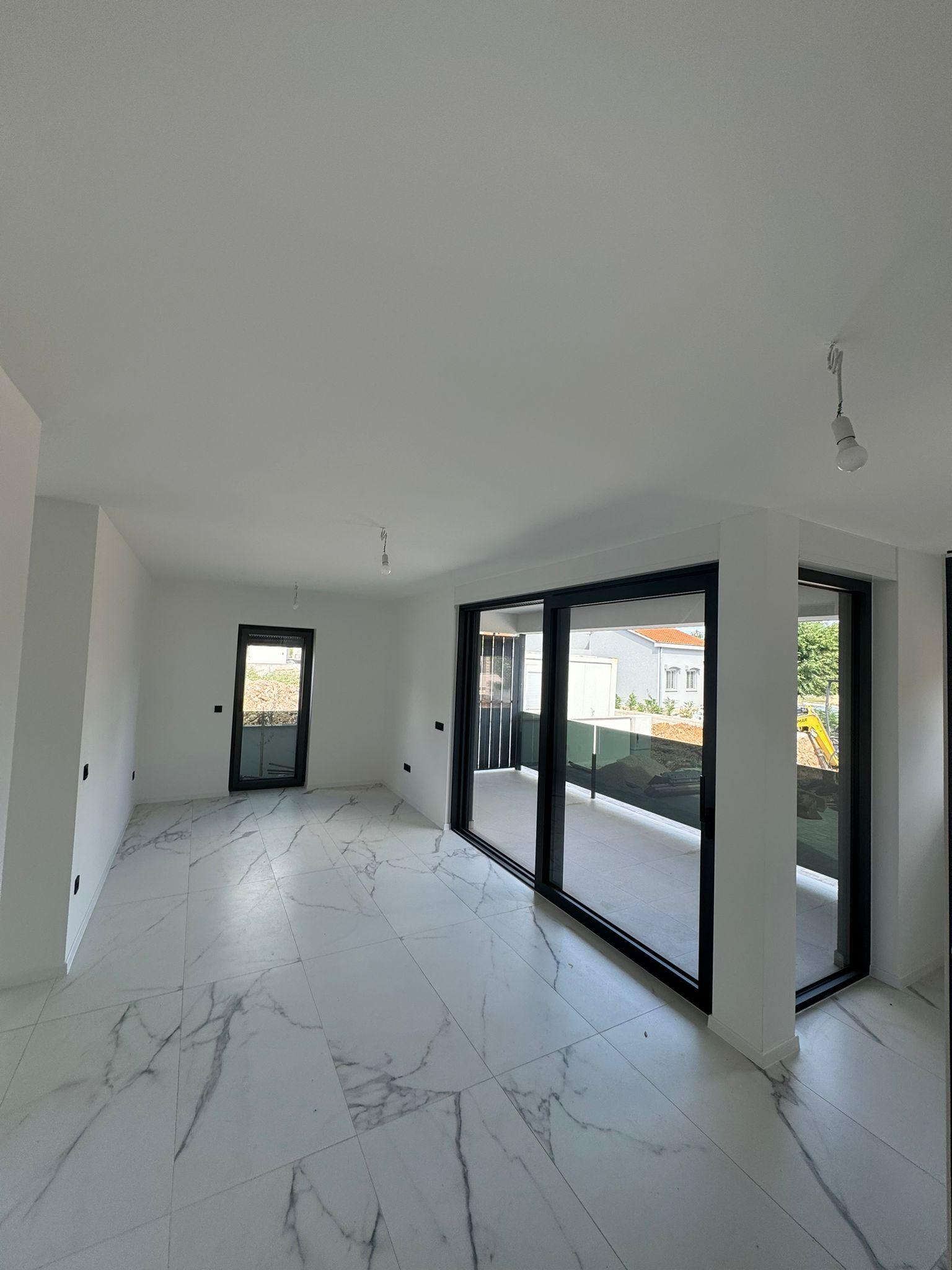 Chorvátsko - Top ponuka na predaj novostavba apartmánu blízko pláže Jadro na ostrove Vir