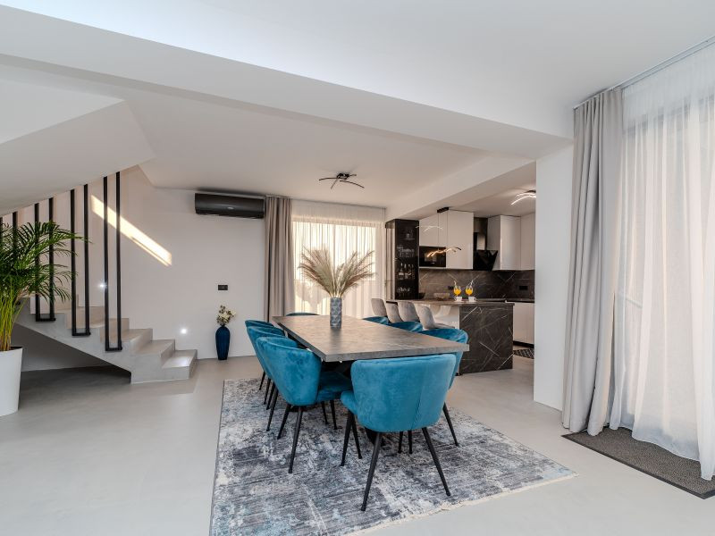 Luxusná vila s bazénom v Chorvátsku pri pieskovej pláži