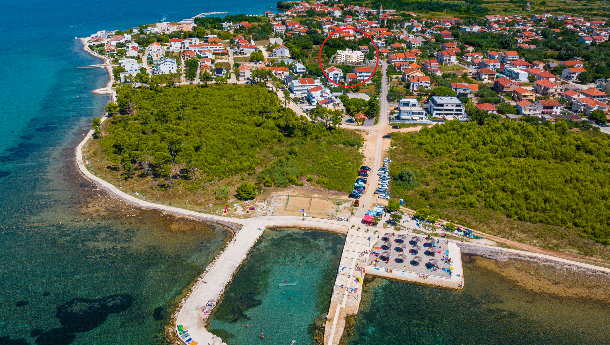 Privlaka: Luxusný Penthouse s Panoramatickým Výhľadom na More a Strešnou Terasou!