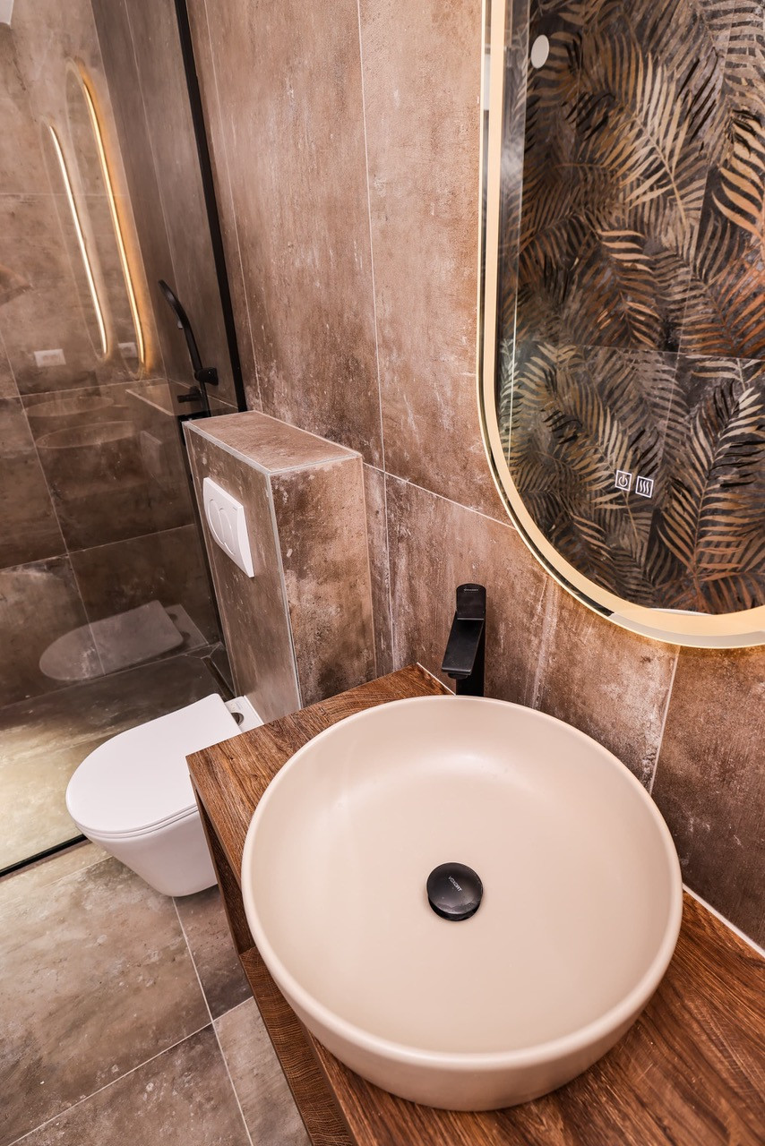 Na predaj novostavba apartmánu len 200m od mora so záhradou v Chorvátsku