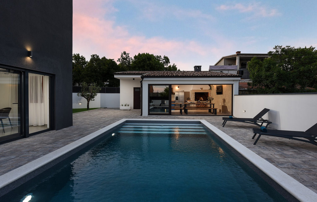 Exkluzívne krásna vila s bazénom  Chorvátsko - Maslenica