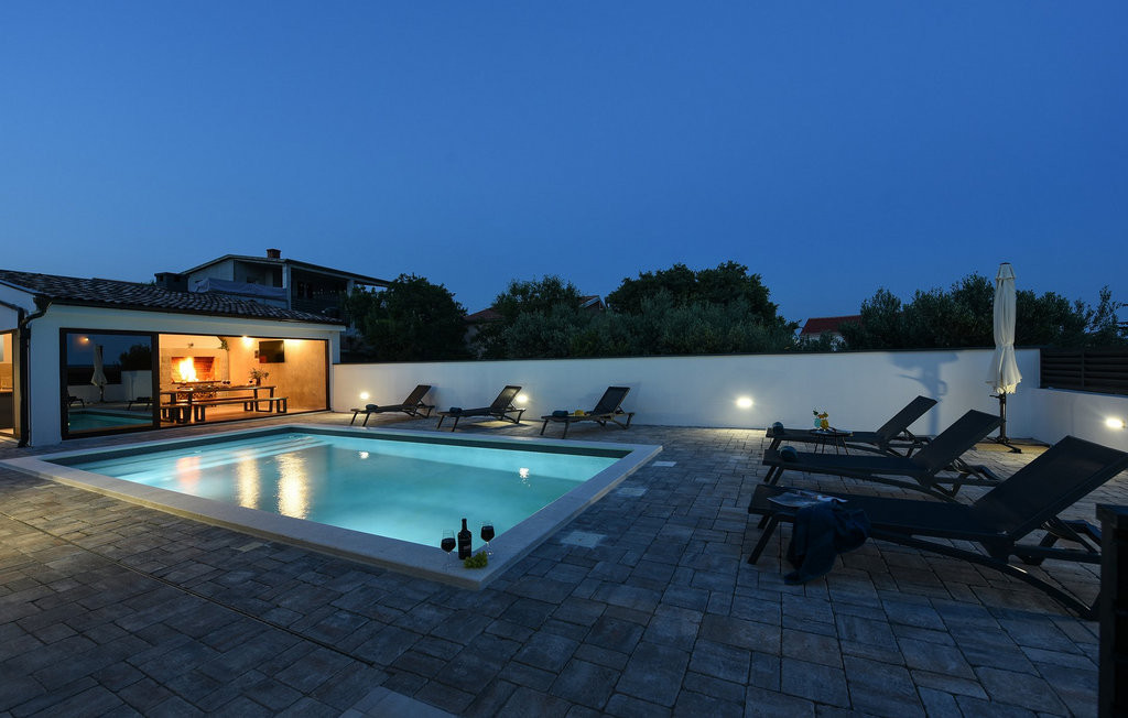 Exkluzívne krásna vila s bazénom  Chorvátsko - Maslenica