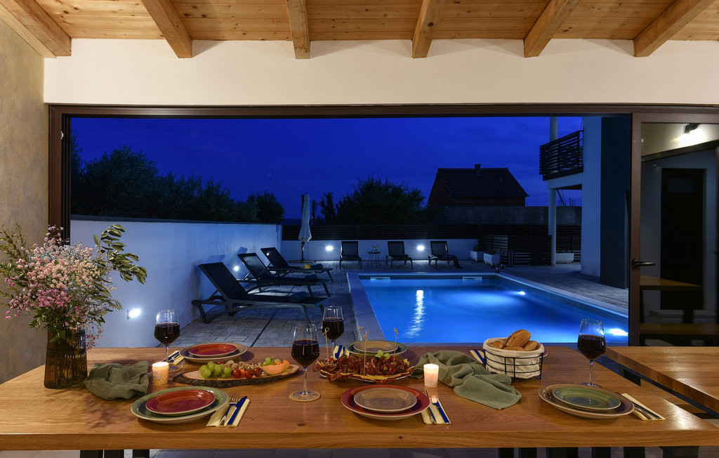 Exkluzívne krásna vila s bazénom  Chorvátsko - Maslenica