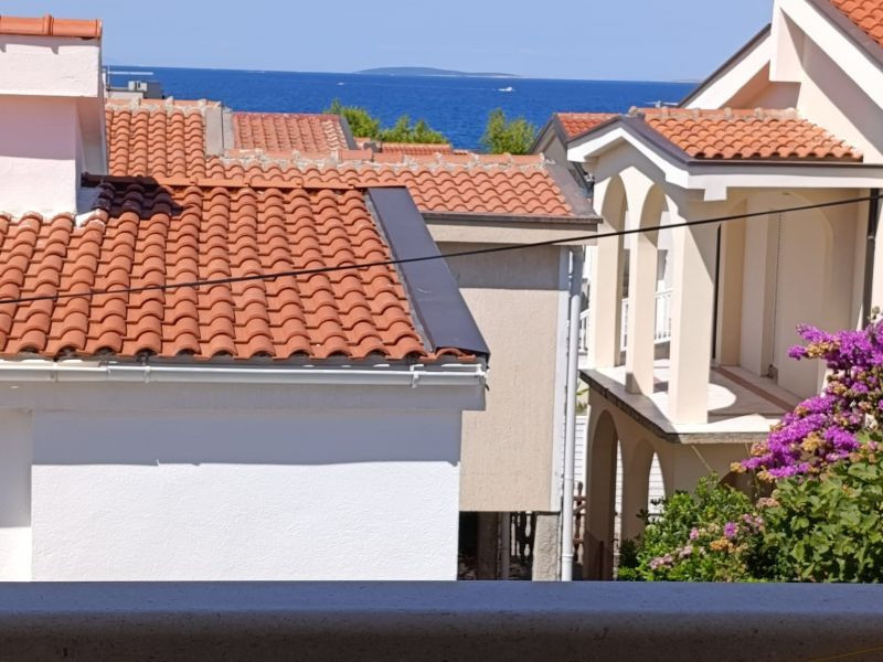 Priležitosť 2x krásny apartmán len 150m od mora s výhľadom na more v Chorvátsku