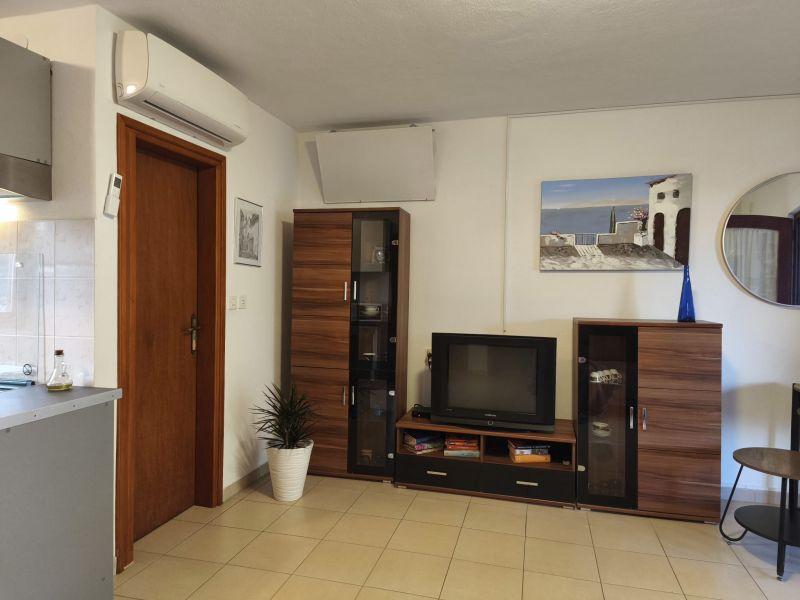 Apartmán na ostrove Vir – ideálny pre dovolenku aj bývanie!