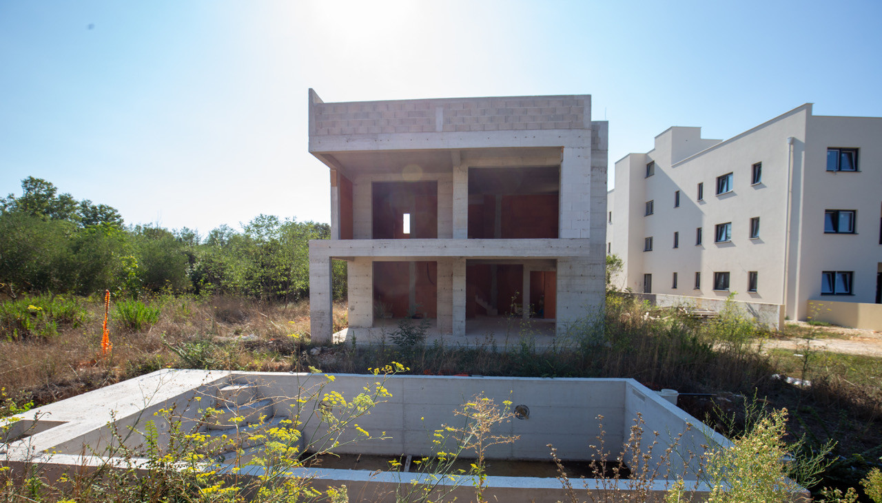 Chorvátsko - PRIVLAKA - dom s bazénom vo výbornej lokalite -panoramatický výhľad na more!