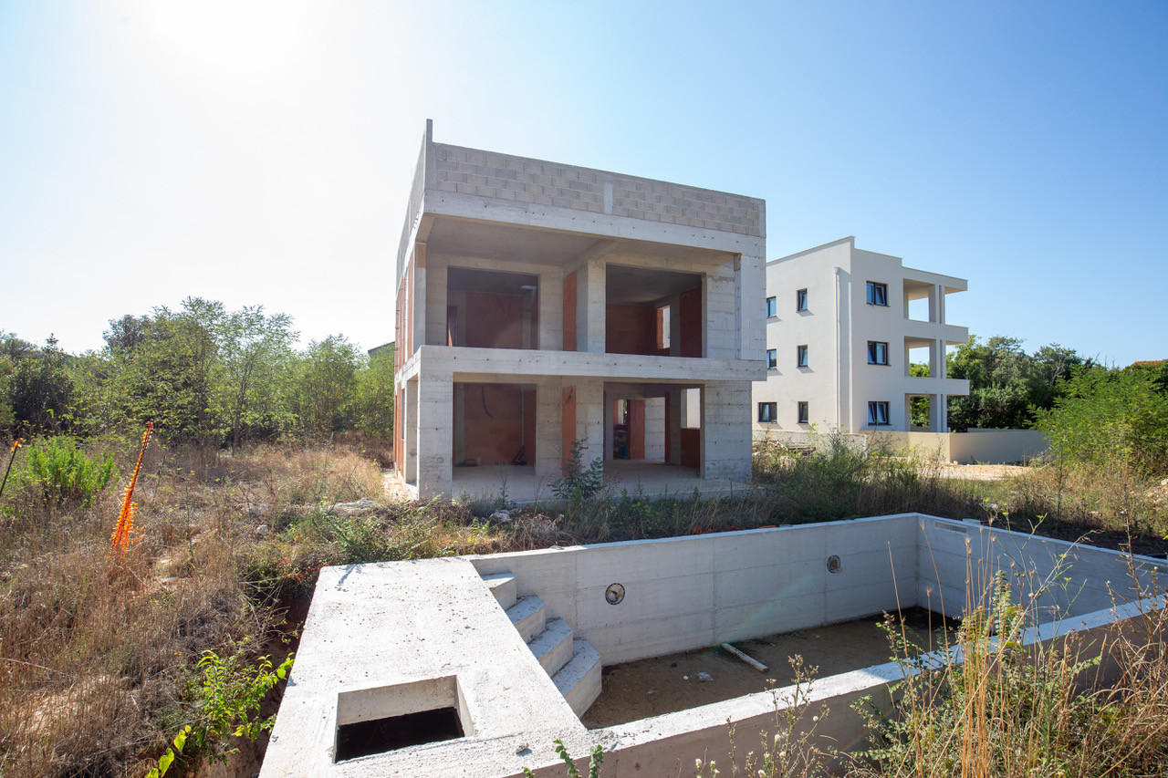 Chorvátsko - PRIVLAKA - dom s bazénom vo výbornej lokalite -panoramatický výhľad na more!