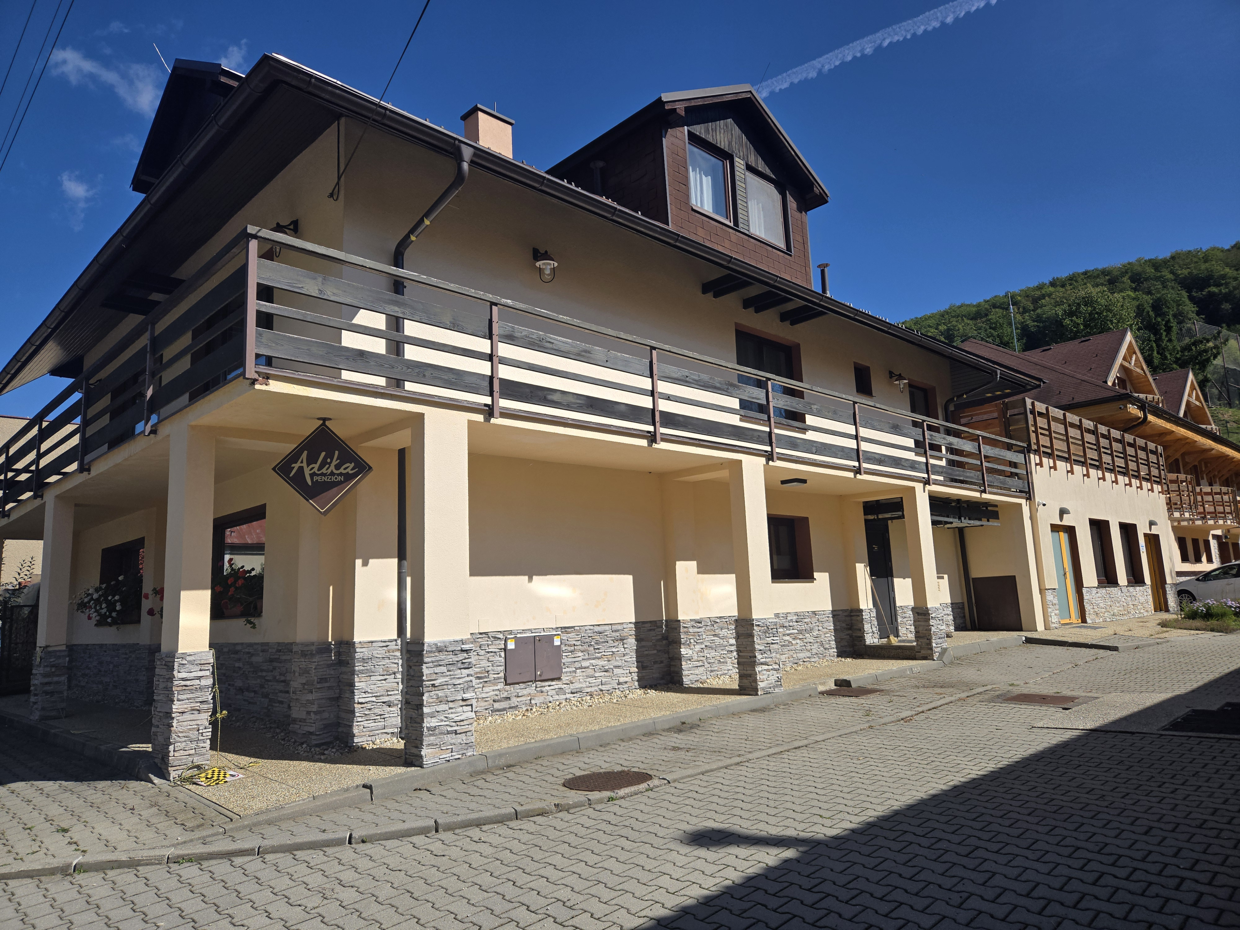 Výnimočná investičná príležitosť! Na predaj Penzión Adika v srdci Nízkych Tatier