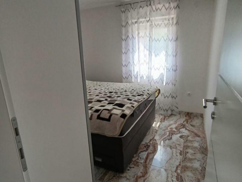 Chorvátsko -ostrov Vir - Na predaj útulný kompletne zariadený apartmán