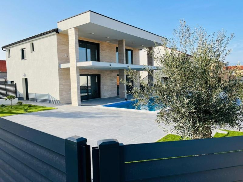 Chorvátsko: EXKLUZÍVNY NOVÝ DOM S BAZÉNOM PRI MORI - OSTROV VIR