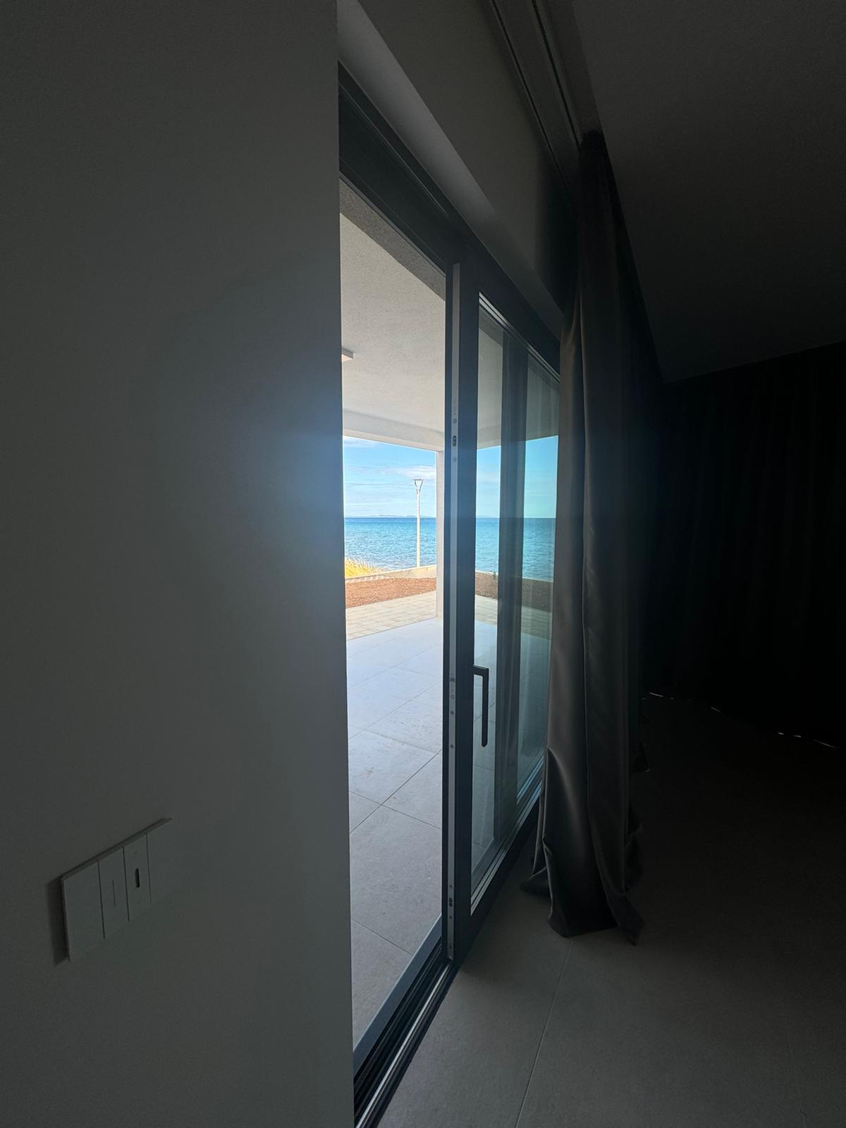 Chorvátsko - Na predaj novostavba apartmánu v prvej rade od mora