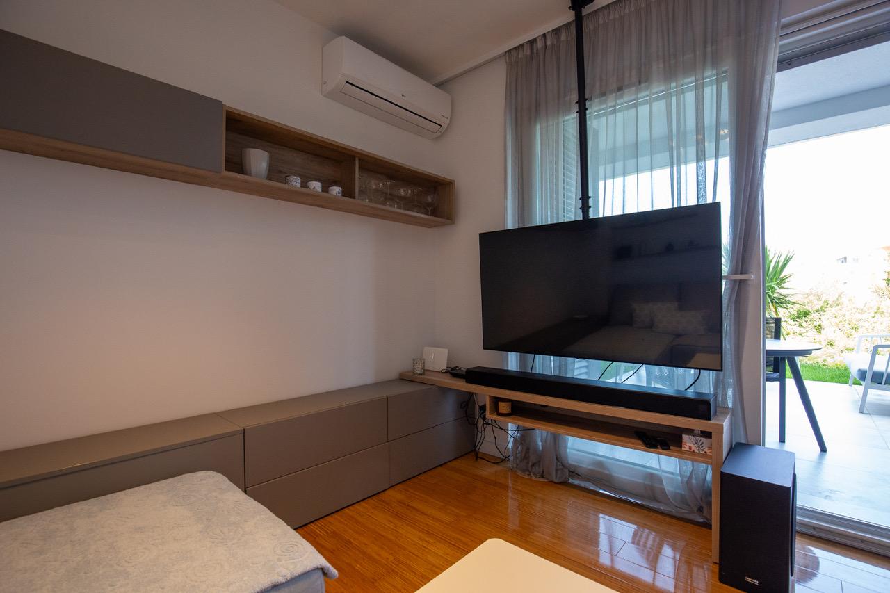 Chorvátsko - Luxusný Apartmán pri Mori so Záhradou a Garážou – Zadar, Diklo