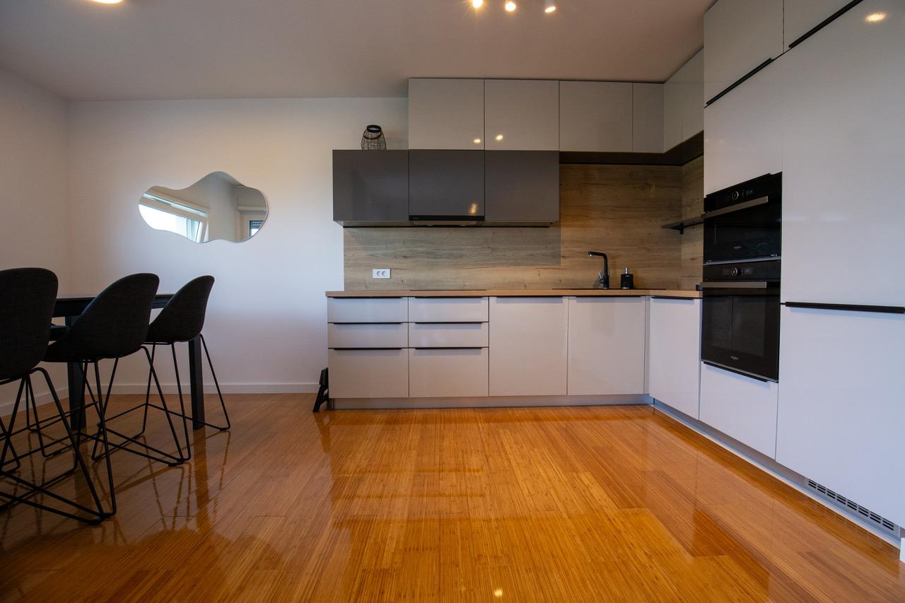 Chorvátsko - Luxusný Apartmán pri Mori so Záhradou a Garážou – Zadar, Diklo