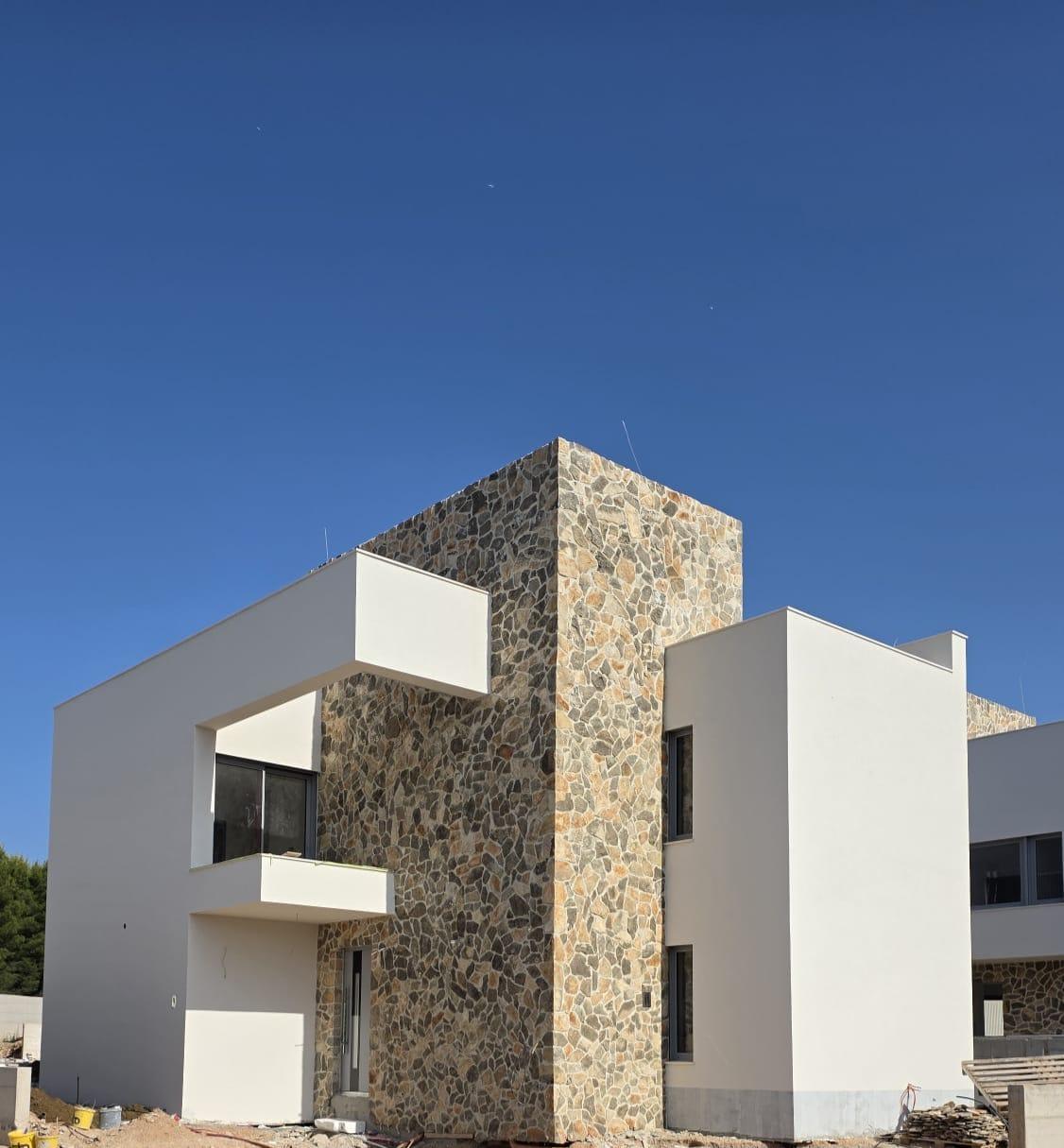 CHORVÁTSKO - LUXUS NA DOSAH MORA - EXLUZÍVNE VILA V REZIDENCII NA OSTROVE MURTER