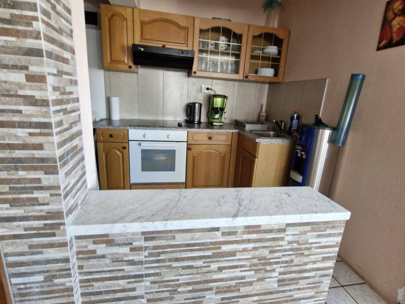 Chorvátsko, ostrov Vir - Na predaj priestranný apartmán s výhľadom na more!