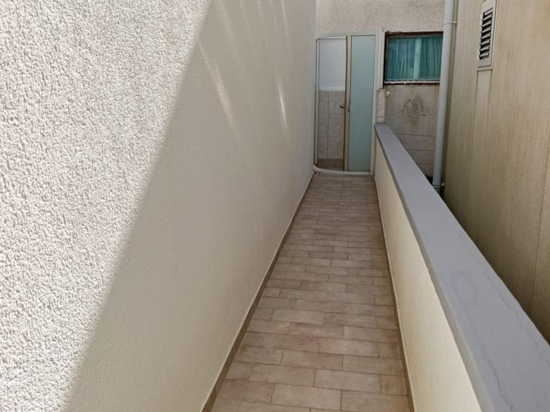 Chorvátsko - Na predaj dom s dvoma apartmánmi len 90 m od mora – Vrsi!
