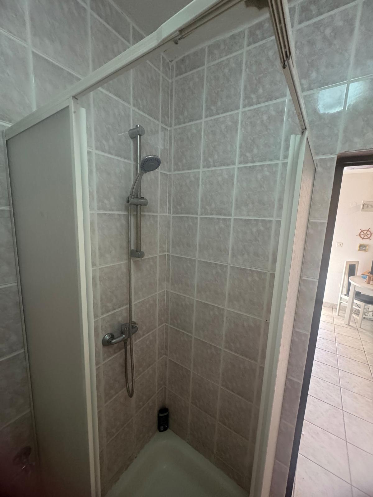 Chorvátsko - Exkluzívne na predaj domček len 100m od mora jedinečná ivestícia