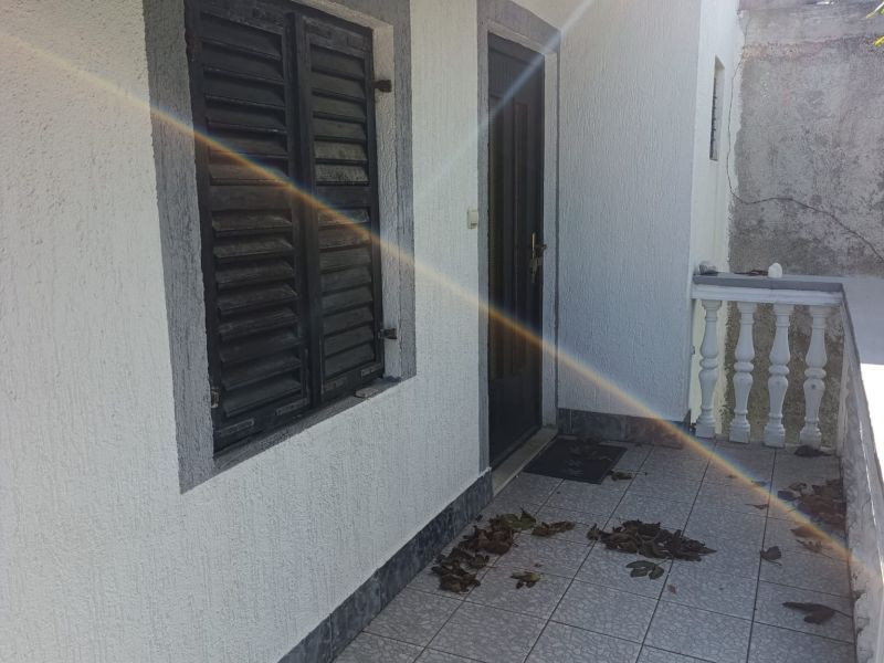 Chorvátsko - Na predaj dom 2x apartmán výhodná investícia